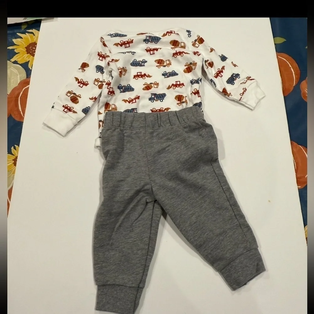 Carter’s Boys 3-6 month long sleeve truck shirt and gray sweatpants Construction